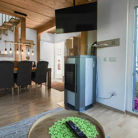 In Foetschach Ferienhaus *